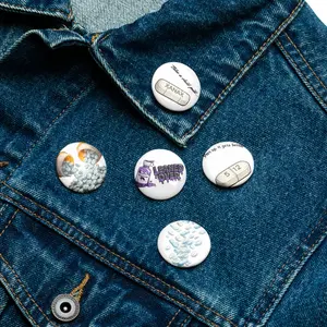 "Its Prescription" collection Set of pin buttons