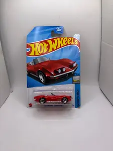 Hot Wheels 72 Stingray Convertible Diecast