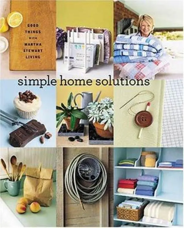 USED Book - Martha Stewart Living Simple Home Solutions by Martha Stewart (Paperback) - english