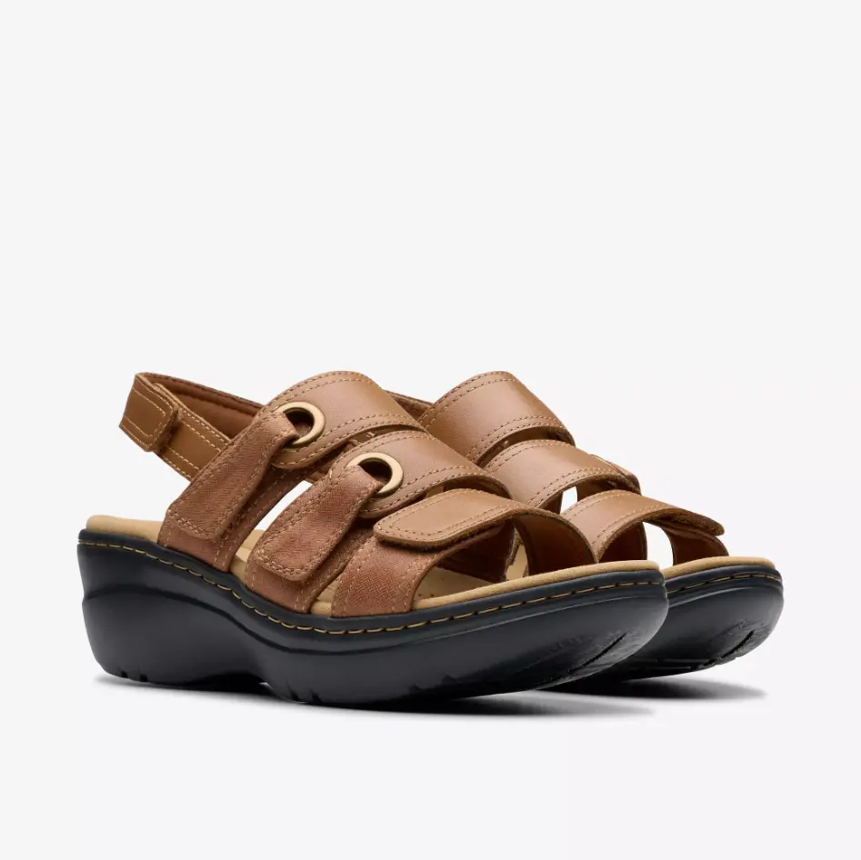 Clarks Merliah 2 Bali Women’s Adjustable Strappy Sandals – Cushioned and Lightweight
