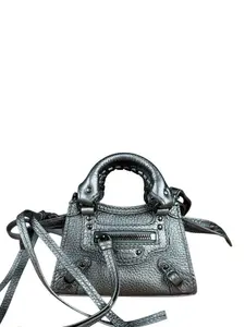 Pre-owned na Small Leather Goods Balenciaga Nano City Bag Silver