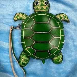 Turtle mini purse