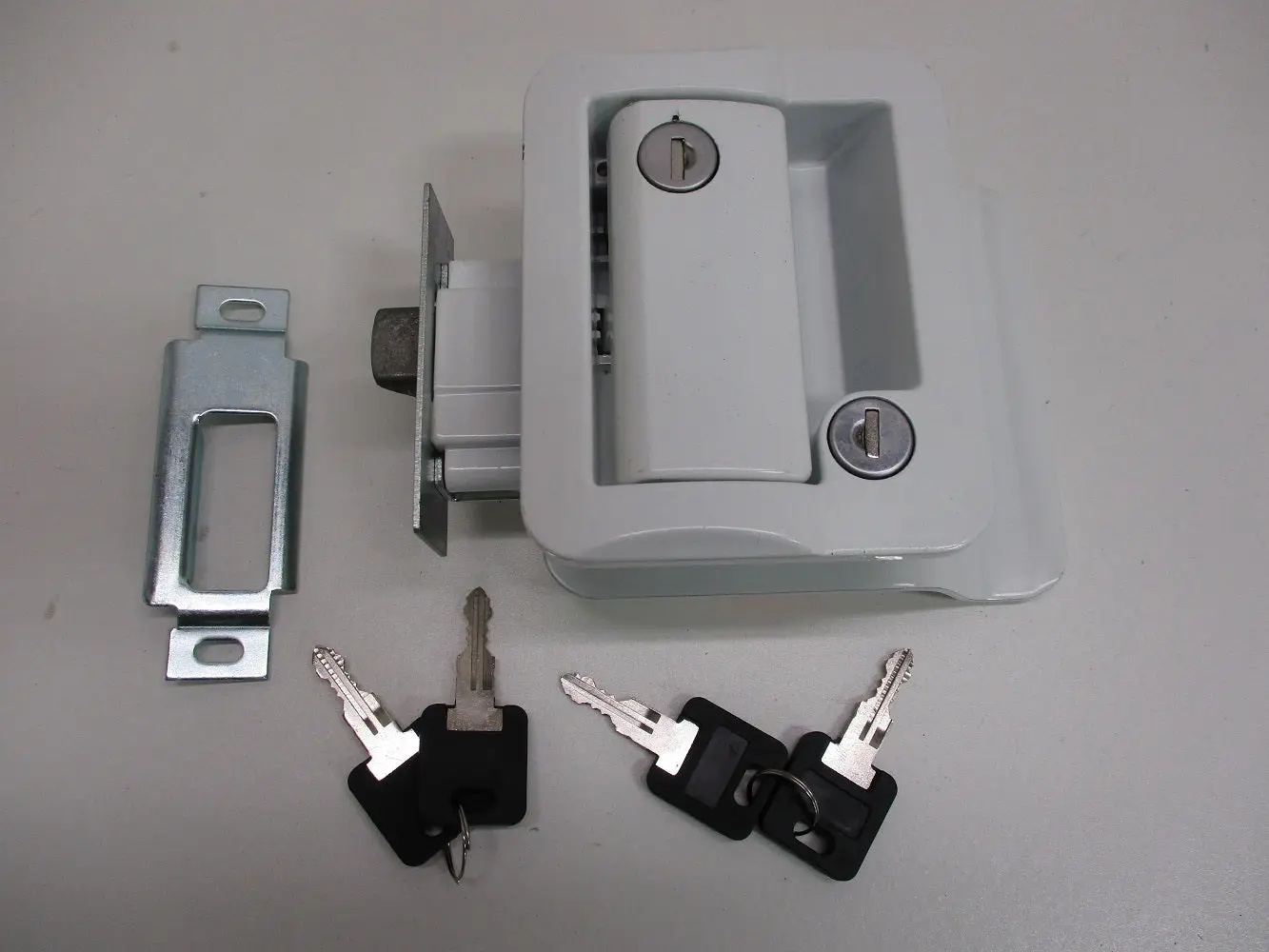 RV Camper Trailer White Entry Door Handle Latch Keyed Lock w/ Deadbolt / 4 Keys