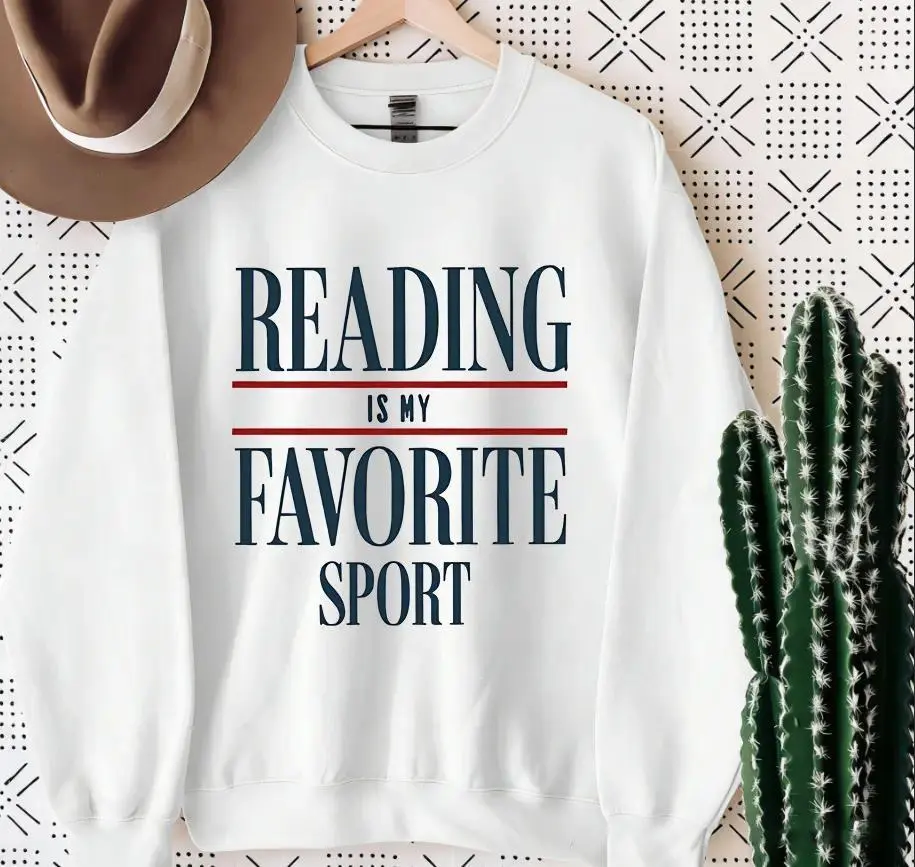 Reading Is My Favorite Sport Bookish Crewneck Sweatshirt, Women’s Light Gray Oversized Casual Pullover