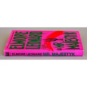 USED-Mr. Majestyk by Elmore Leonard (Paperback)