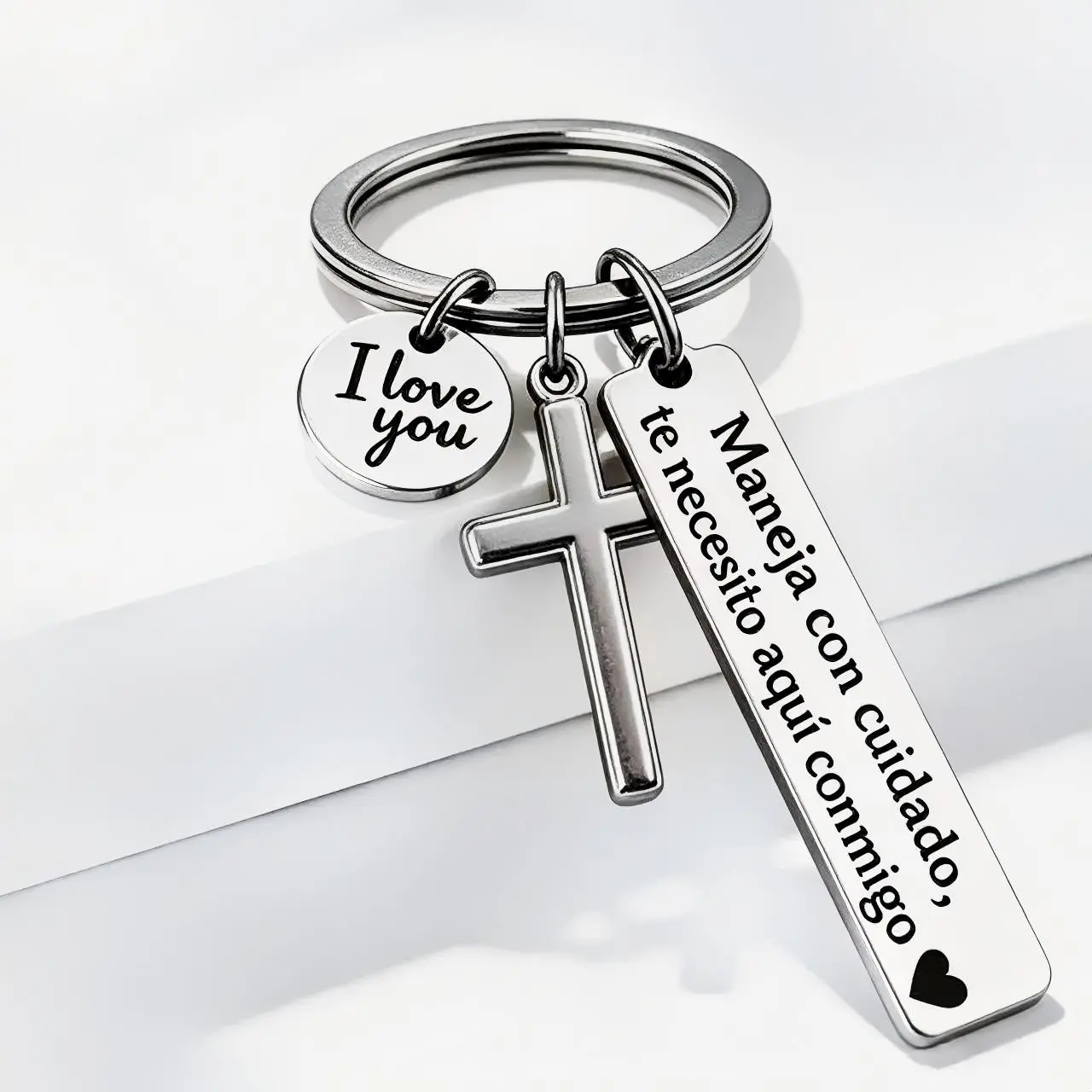 Adjustable Heart Rate Couples Bracelet Set Rotating Retractable Reading Badge Holder, Maneja Con Cuidado god Te Necesito Aquí Conmigo Keychain with Cross & "I Love You" Charm, Spanish Drive Safe Stainless Steel Keyring, Romantic Religious Gift for Him/Her