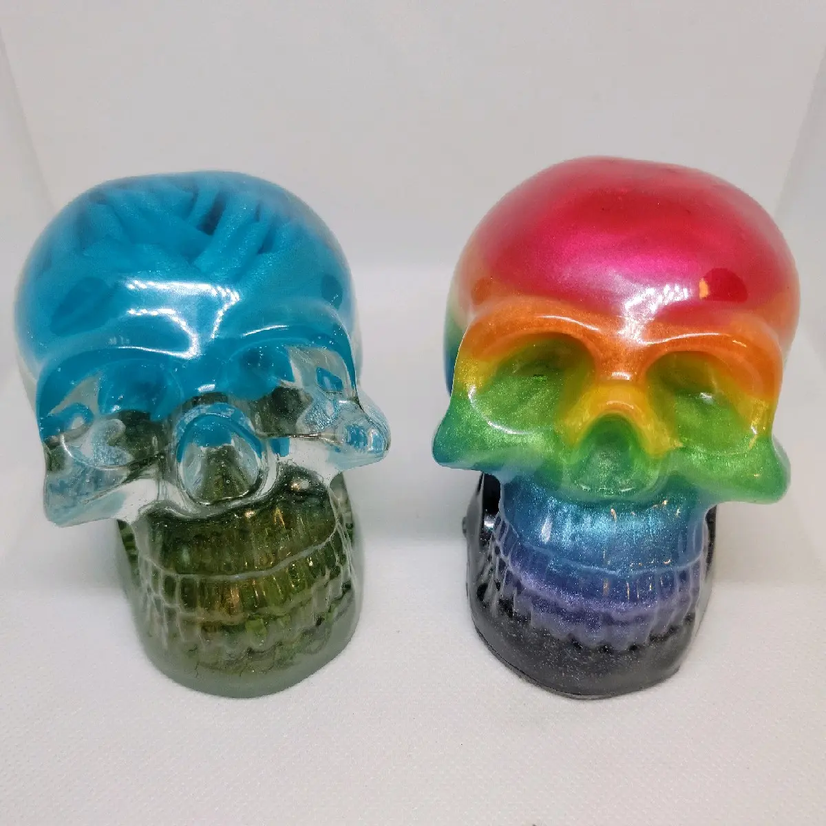 Resin skull