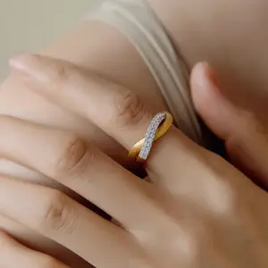 Brushed Gold Criss Cross Ring - Stackable Ring - S925 18k Gold Plated Satin Finish