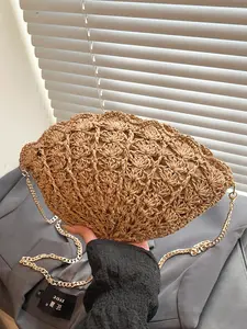 Retro handmade crochet chain single shoulder bag, personality fan-shaped shell bag， type metal chain embellishment exquisite fashion simple versatile single shoulder bag, suitable for daily commuting, shopping dating, etc. Handcrafted Bag