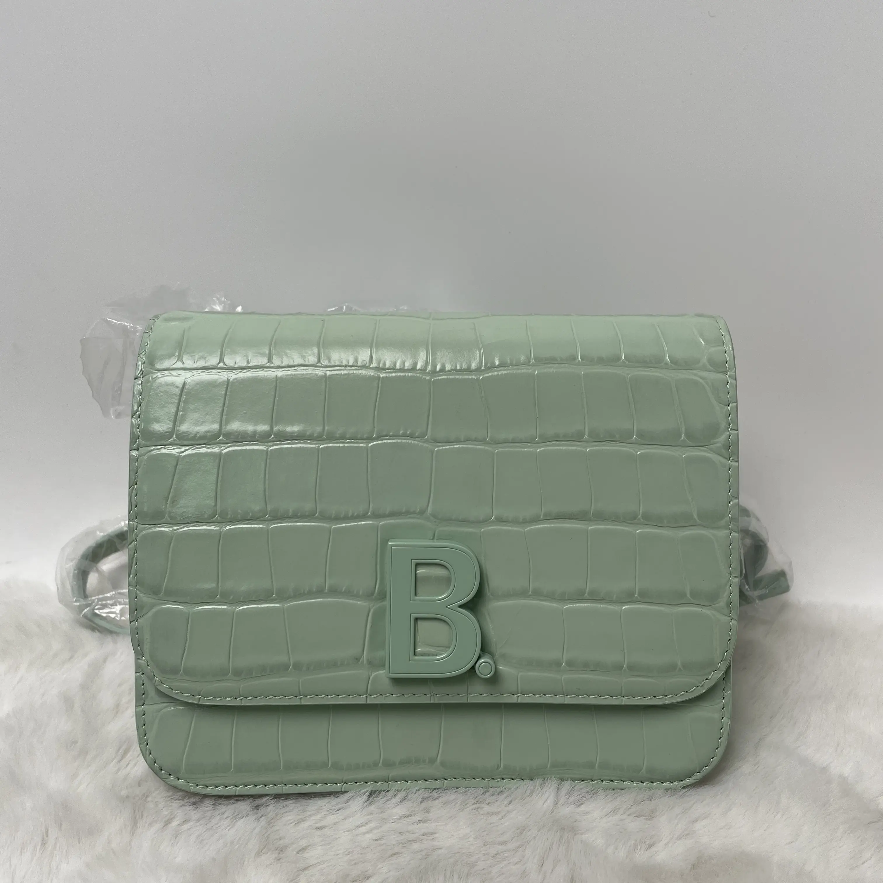 Pre-owned Balenciaga Calfskin Shoulder Bags Leopolda Green Shoulder Bag T10162762