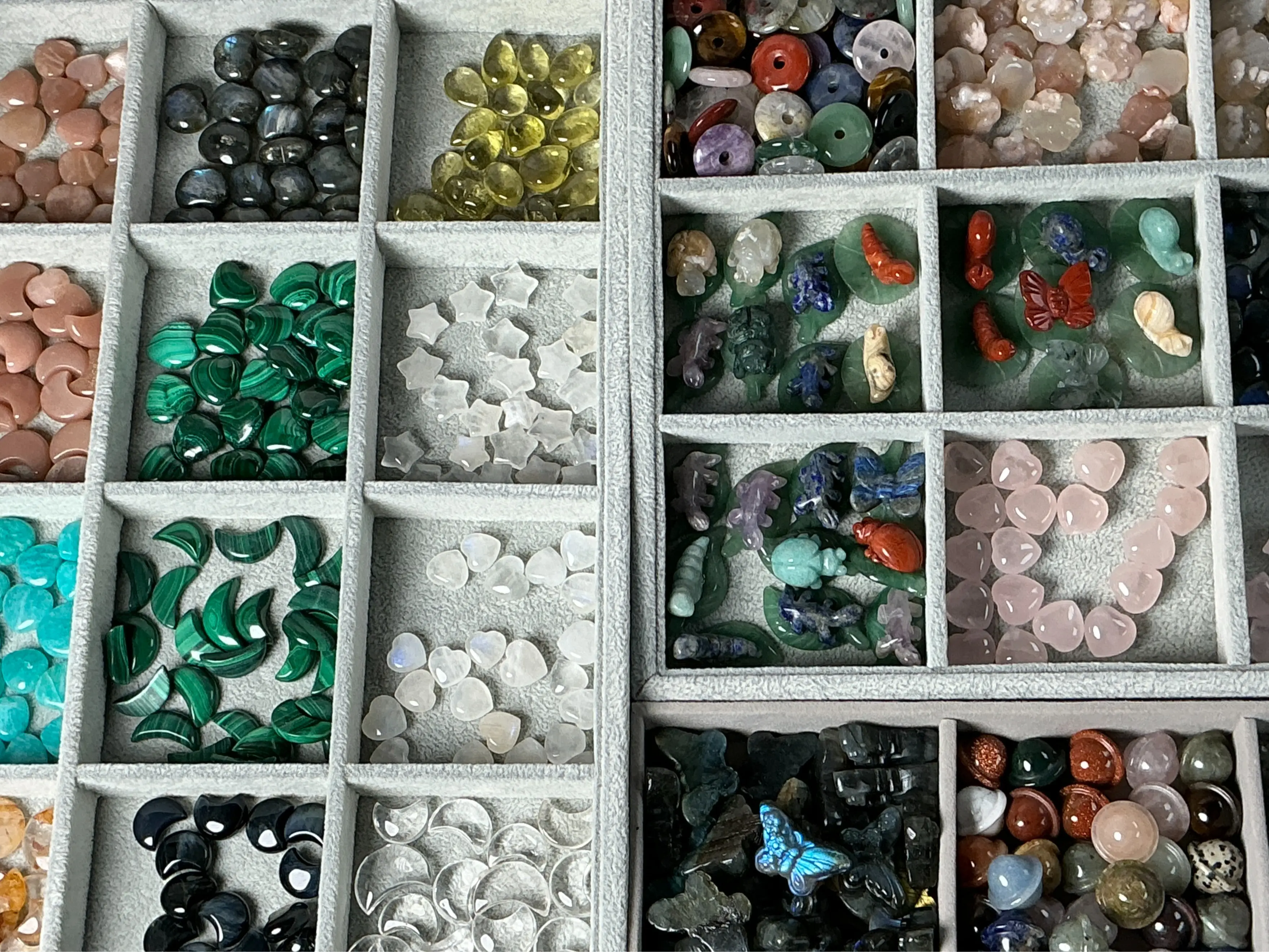 Itty-Bitty Mini Crystal Collection Itty-Bitty Mini Crystal Collection