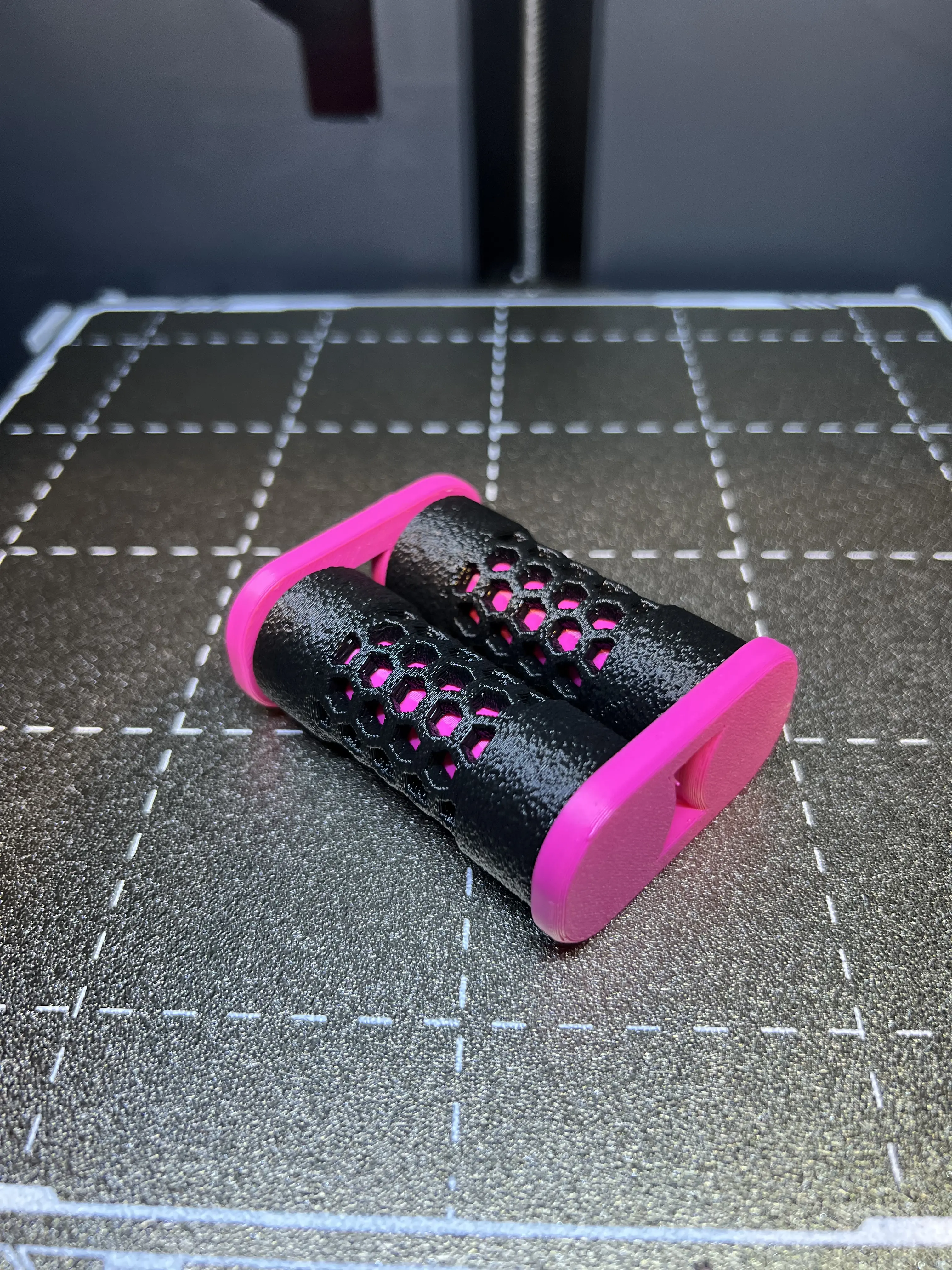 HexaGrip Fidget Roller - Hexagonal Grip for Comfortable Hold & Stress Relief - Ideal for Desk Use or Personal Relaxation