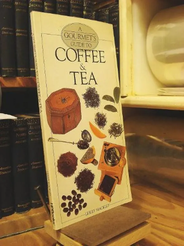 USED-A Gourmet's Guide to Coffee & Tea by Lesley Mackley (Paperback)