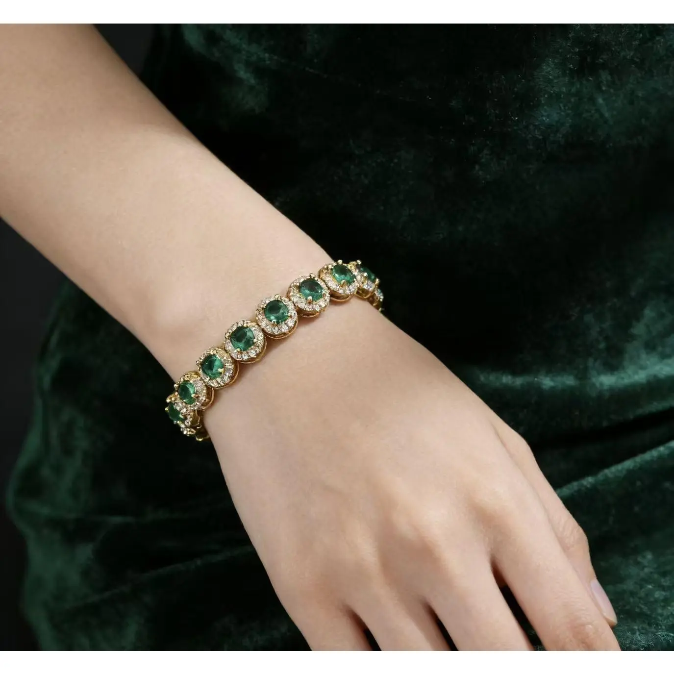 Vintage Emerald Green Halo Tennis Bracelet |   18K Gold Plated |   Old Money Aesthetic