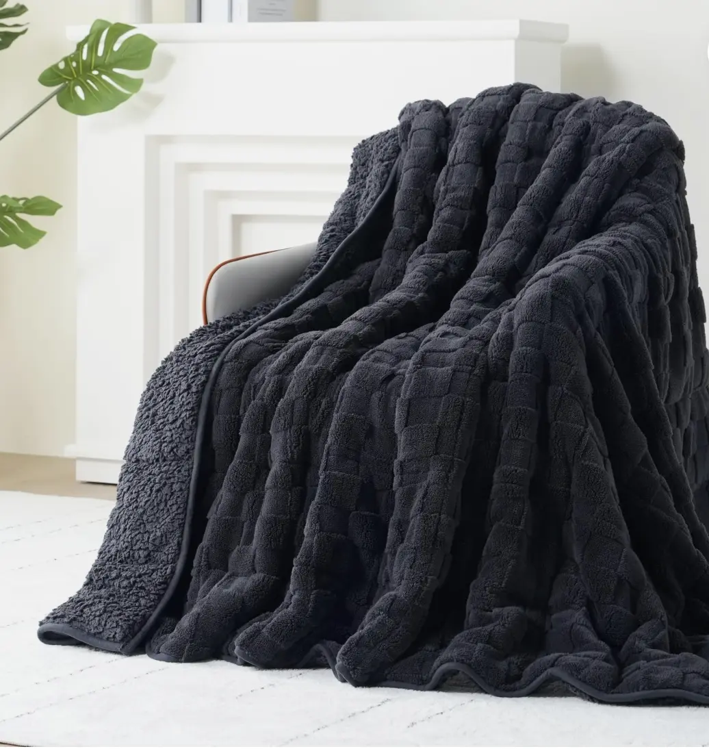 Kivik Weighted Blanket for Adult 15 lbs Checkered Throw Blankets Soft Dual Sided Heavy Fleece Checkerboard Blanket for Couch Sofa Bed Twin Size 48 x 72 Inches Black OKEO-TEX Certified 260gsm Jacquard Fleece