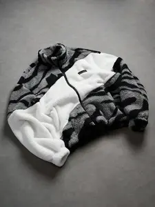 Vintage Contrast Sherpa Long Sleeve Jacket | Heavyweight Fleece Streetwear Statement Top | Essential Winter Trend Piece for Music Festivals, Ski Trips & Urban Night Outfits