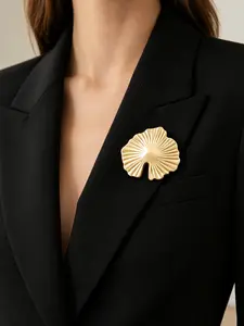 1pc Gold & Silver Color Ginkgo Leaf Brooch, Textured Fan Shaped Nature Inspired Lapel Pin, Elegant Statement Brooch for Women, Suit Scarf Blazer Accessory