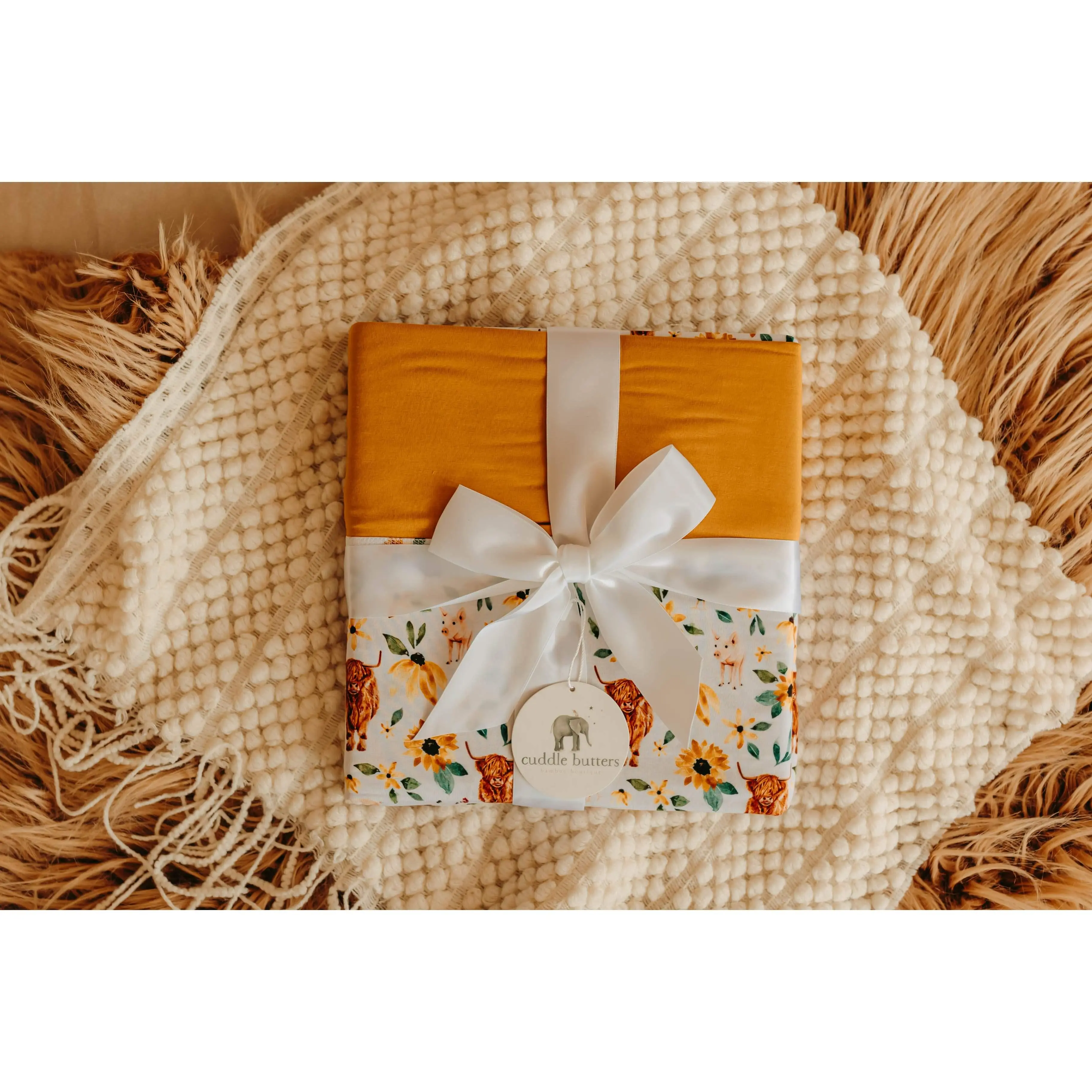 Maisy Deluxe Swaddle Blanket