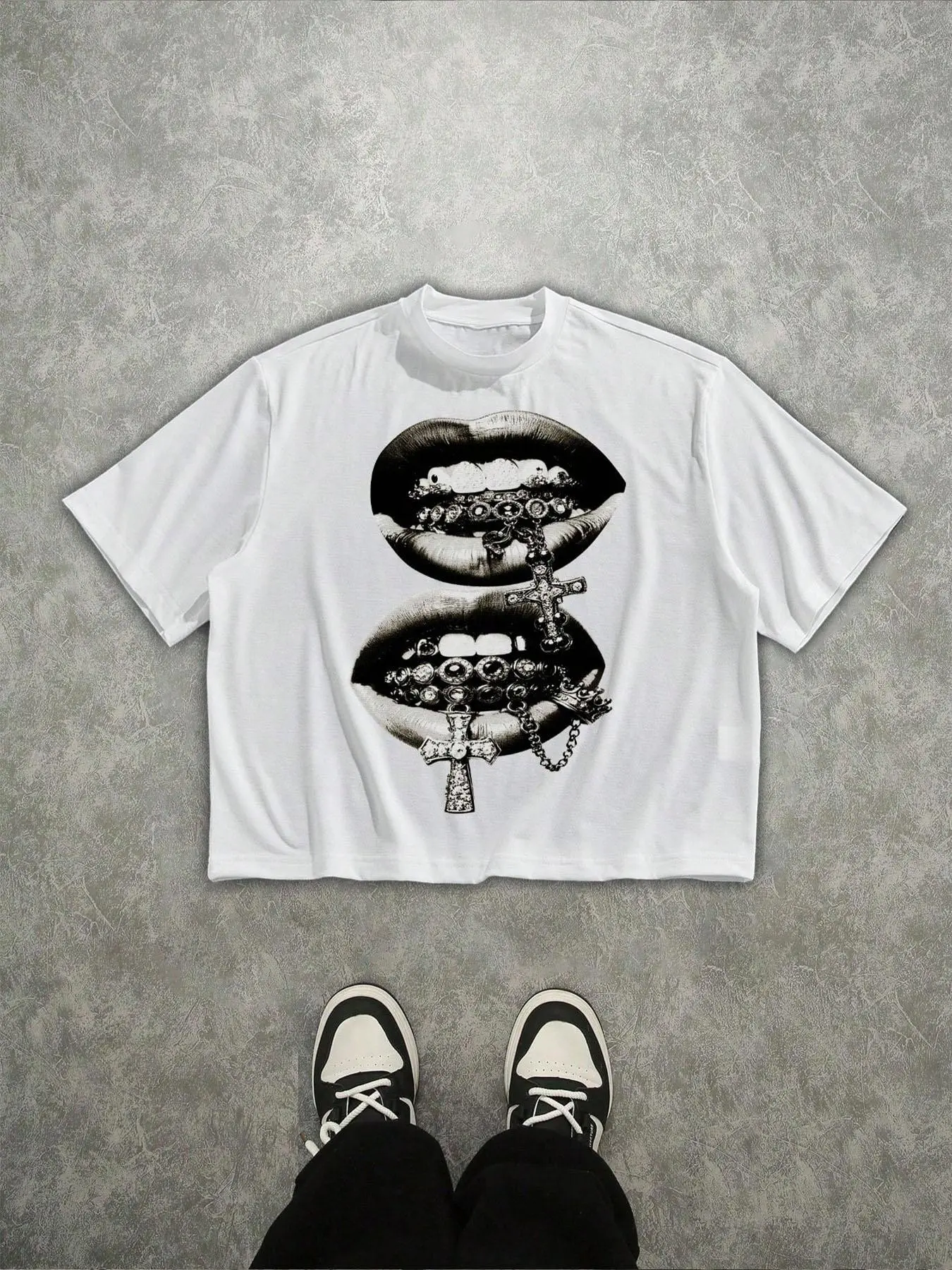 "Grillz & Cross" Dark Lip Ornament Cross Short T-shirt - White, Cool Vibe  Rhinestone-studded lip ornament + cross pendant, heavy cotton fabric, short fit. A must-have for lovers of dark high street and punk styles.  # Dark High Street Style
