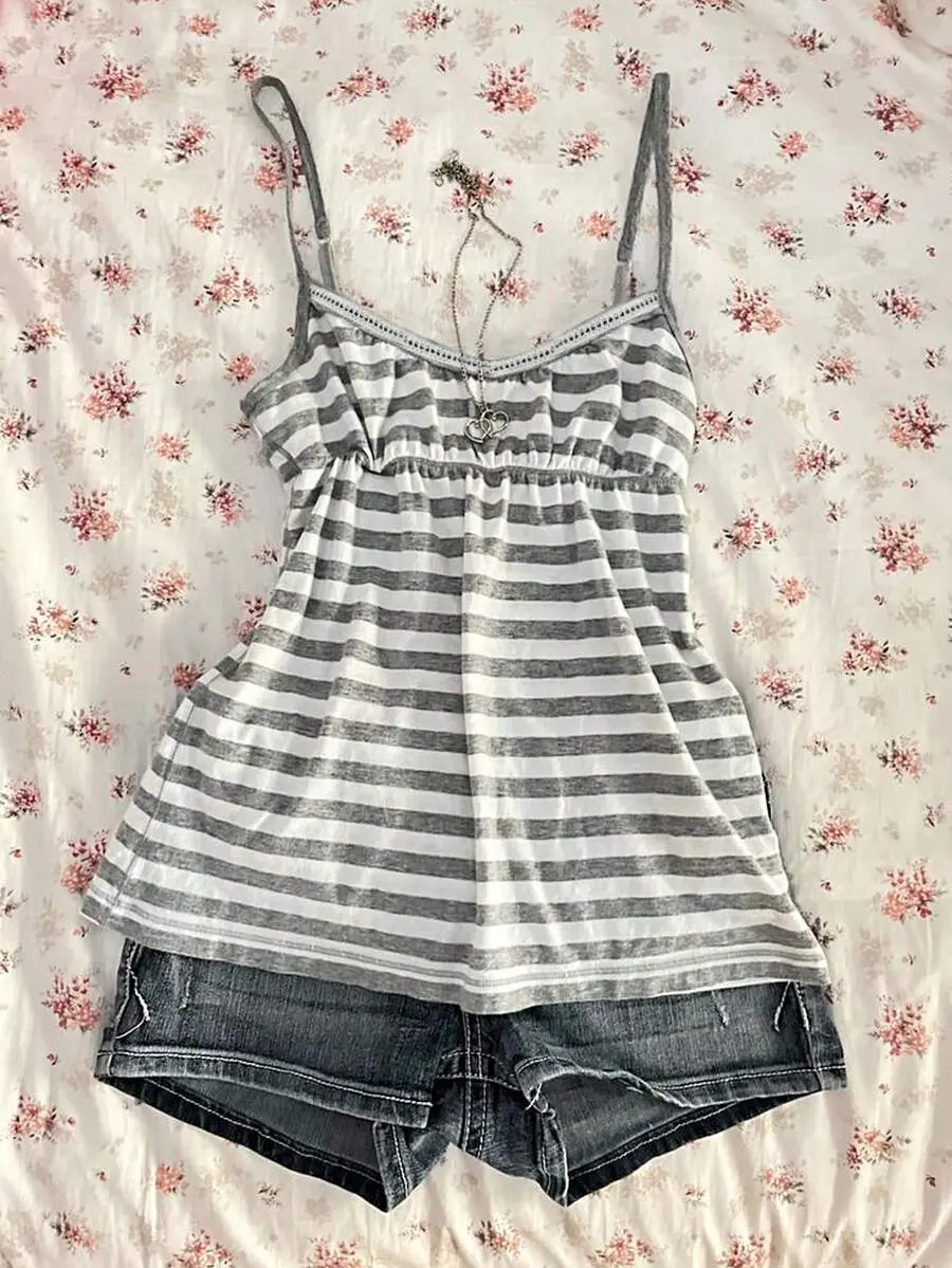 Summer Retro Y2K Striped Camisole for Women Casual Slim Fit Sleeveless Tank Top Streetwear Fashion Going Out Cami Top