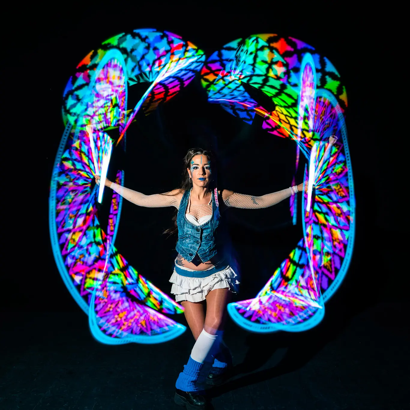 MOODHOOPS Poi Designer HD - Customizable Smart Poi for Dance, Gymnastics