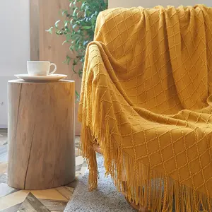 Luxury No Fading Soft Modern Tassel Bed Runner Bed Scarf Bedding Decoration for Queen Double Single King Size Bed Brown