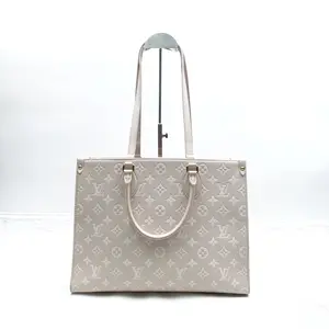 Pre-owned Louis Vuitton Calfskin Shoulder Bags On The Go MM Beige&Yellow&Pink Shoulder Bag T10318979