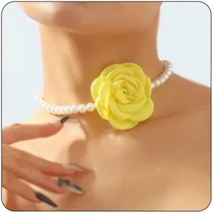 Pearl Choker Necklace with Handmade Flower Vintage Floral Rose Collar Bridal Pearl Neck Chain Party Neck Jewelry for Women