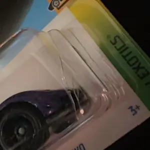 2 Dollar Start Mainline Diecast Vehicle