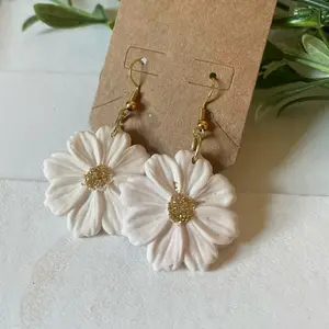 White Daisy Polymer Clay Dangle Earrings
