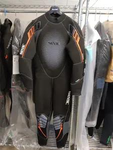 Used Seac Komoda Flex Mens, 5 mm Neoprene, Rear Zip