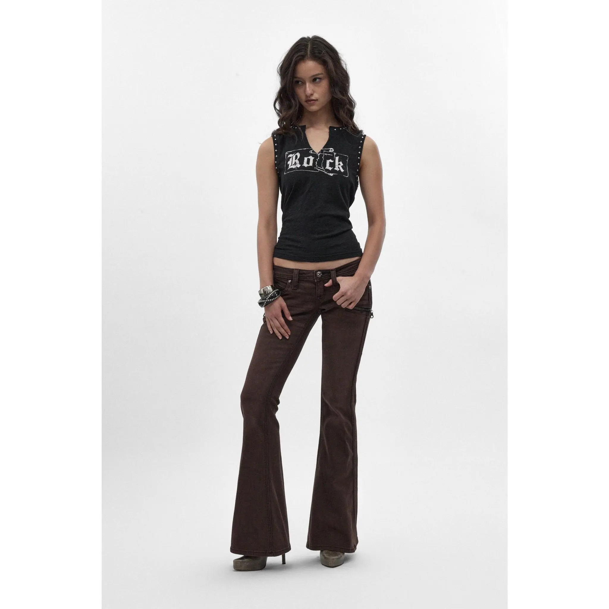 Rock Revival Women's Low Waist Style Joplin Super Low-Rise Fitted Flared Leg Jeans - Rich Brown Wash Stretch Denim, Hand-Crafted Fading, Fleur-de-Lis Embroidery Pocket, 22.5" Leg Opening, Zip Fly, Casual All-Season Bottoms, Sleek Polished Finish, Washed D