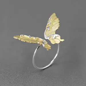 [Holiday Gift Limited-Time Event] Women's Vintage Embossed Ring, Unique Dancing Butterfly Design, Niche Elegant Retro Temperament, Flexible Opening Adjustment, Artificial Gemstone Jewelry Accessory