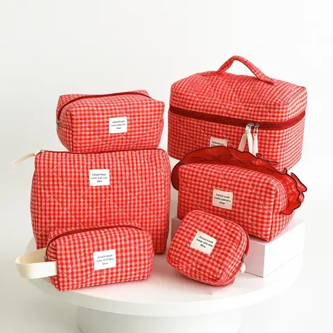 Women's The Jelly Home 6-Piece Raspberry Checkered Classic Plaid Cosmetic Bag Set - Ins-Style Niche Vintage Zippered Portable Vanity Bag, Dustproof Seal Travel Tote for Makeup Organization, Mini Vanity Storage, Bundles, Whats In My Bag Travel Cosmetic Bag