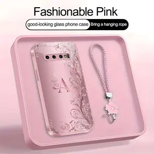 Suitable for [Galaxy S10] high-end women's phone case🤩，a beautiful four-leaf clover lanyard is included🍀，a free four-leaf clover lanyard is included, with 26 letters of the alphabet to choose from and exquisite flower patterns YM99