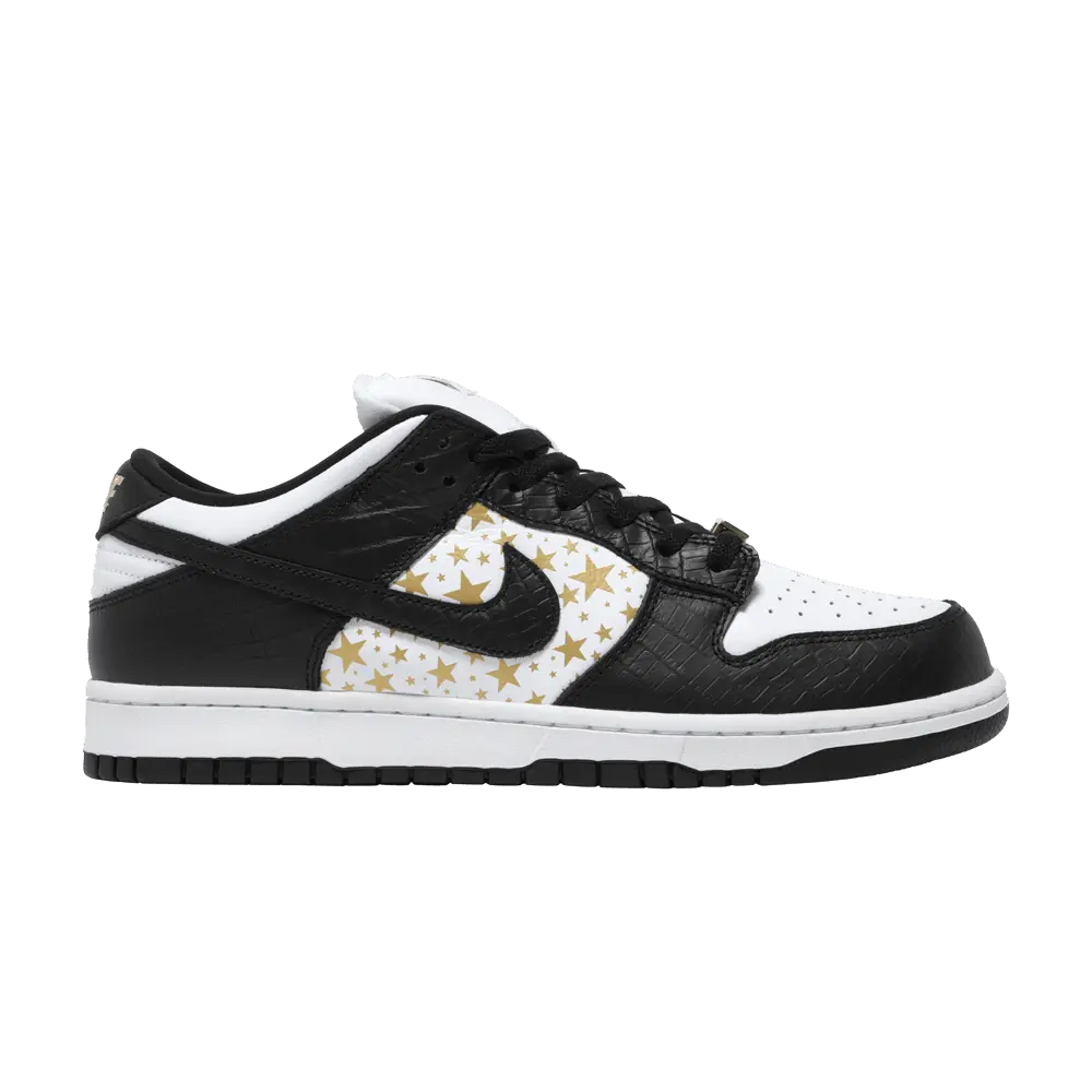 Supreme x Nike Dunk Low OG SB QS 'Black'
