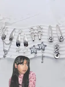 Cute Star Design Hair Clips for Women & Girls – 6/12Pcs Super Cute Y2K Fashion Hair Accessories for Party, Daily Wear, School & Travel – Perfect Mother's Day Gift, Halloween Costume Decor, Christmas Stocking Stuffer