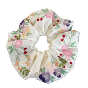 Luxury Embroidery Flower Satin Scrunchie, Fresh Sweet Elastic Hair Tie, Elegant Literary Girl Hair Accessory for Daily Wear