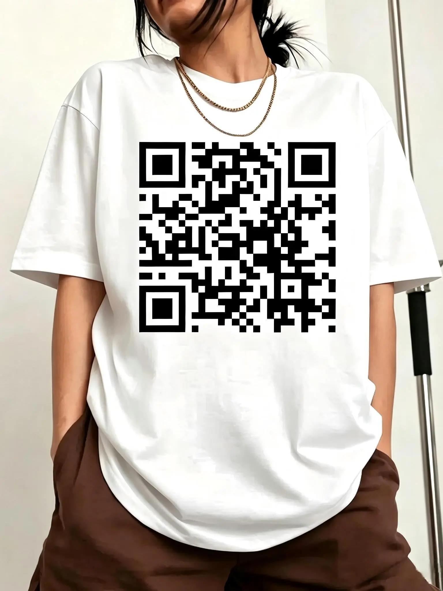 Show Me Them Titties Scannable QRCode Short-Sleeve Unisex T-Shirt