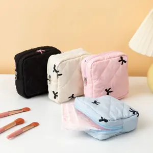 Portable Sanitary Pouch - Cute & Minimalist Pad Holder with Bow Design, Multi-Compartment Organizer for Coins & Lipsticks, Checkered Pattern, Multiple Colors Available, Travel-Friendly Cosmetic Bag, Makeup Organizer Pouch