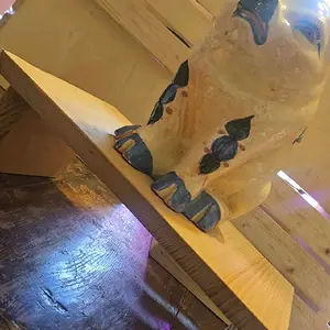 jr oak sunlit display stand