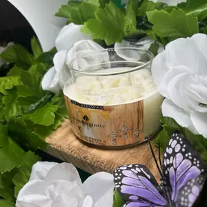 Tee's Beeswax Sweet Trinity Vanilla Buttercream 7.5oz 213g 100% Soy Wax Candle with Butter Coconut Vanilla Maple Notes