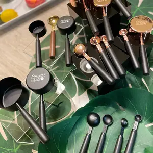 Crissy’s treats measuring cups & spoons set