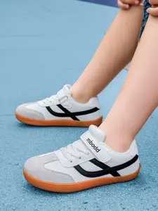 Summer Wide Fit Sneakers, Adjustable Velcro Closure, Comfortable Rubber Sole, Ideal for Daily Wear, School Shoes
