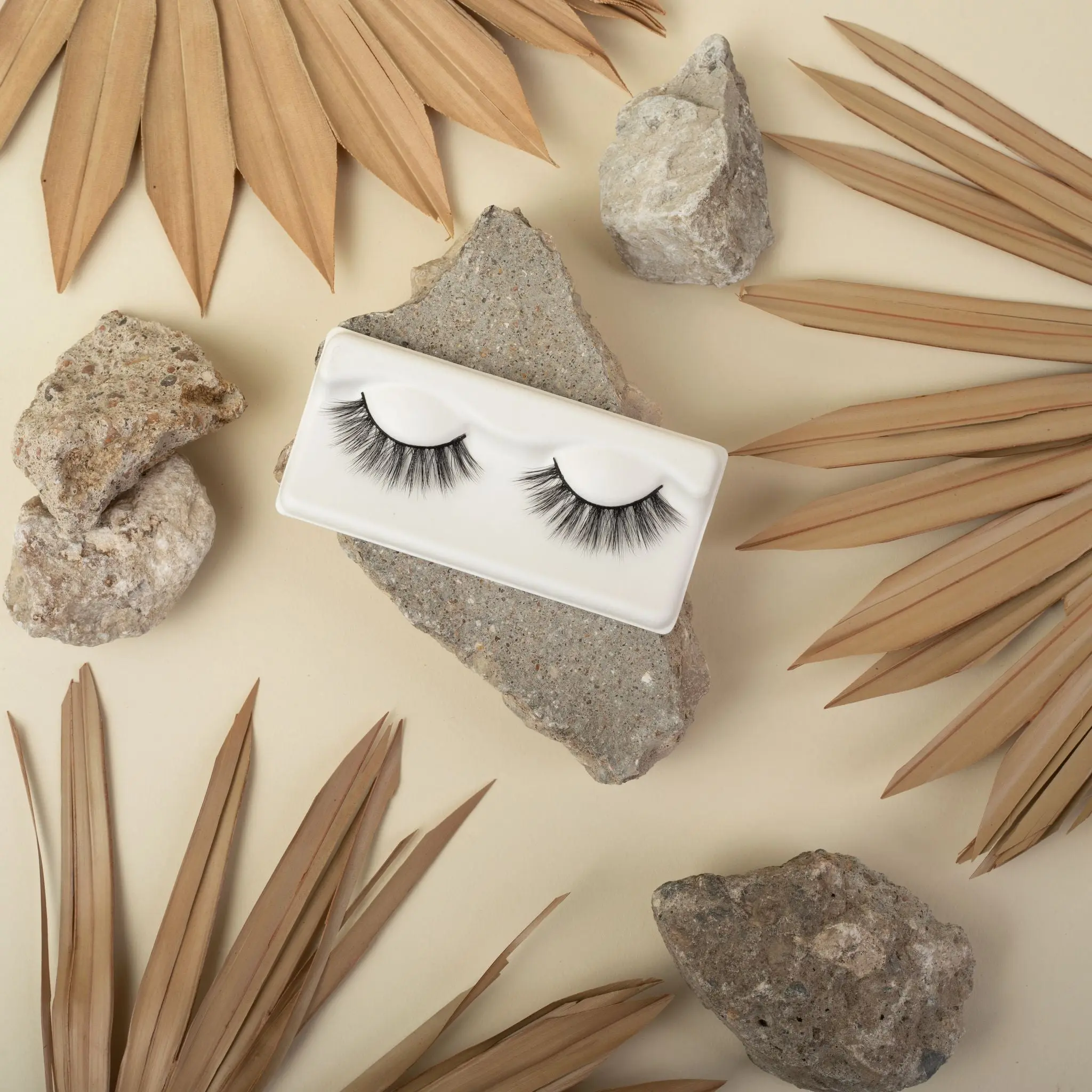 HONEY DEW U - Biodegradable Plant Based Vegan Hemp Earth Friendly Eyelashes