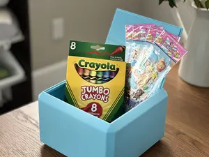 Personalized 3D Printed Gift Box for Kids Crayons - Stickers - Custom Names - Perfect for Playtime - Creativity - Baby shower - gifts for 2-3 years old - treasure chest for kids - toy storage box - perfect gift for toddler