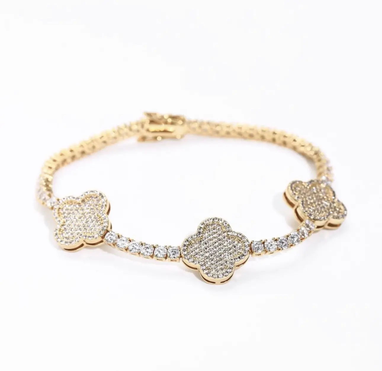 Sazaya Products Four Leaf Clover Bracelet for Women  8inch - 20cm– Gold Tone Clover Link Bracelet with Sparkling Crystal Accents, Elegant Fashion Jewelry for Everyday Wear, Parties, Weddings, Birthdays & Gift Giving