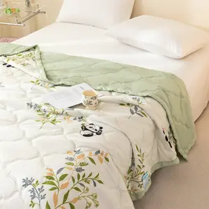 Summer Cooling Blanket, Thin Breathable Quilt, Soft Comfortable, Air Conditioning Blanket, Ideal for Hot Sleepers