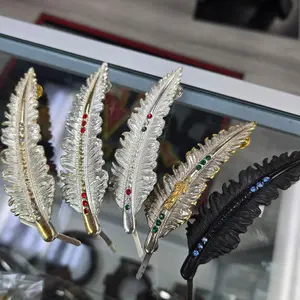 Plumas Metalicas Pin Tombstone con Piedritas /Metal Feather - Silver