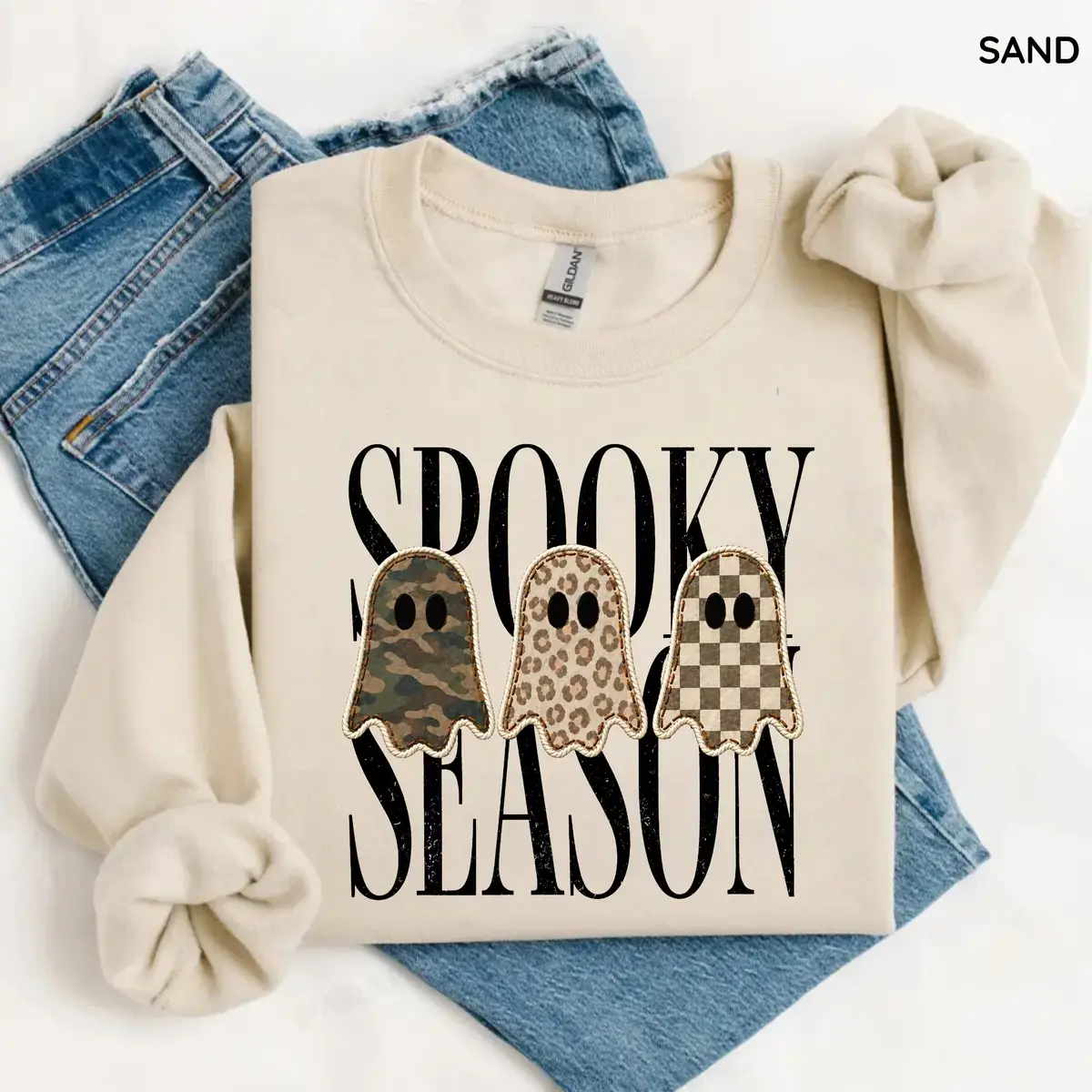 [PRINT NOT EMBROIRED] Gildan Retro Faux Patchwork Ghosts Graphic Sweatshirt, Checkered Ghost Crewneck, Spooky Season Sweatshirt, Cute Halloween Gift - TrendWear USA